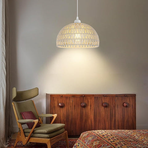 Moderne Rattan-Pendelleuchte, Kronleuchter, natürlicher Rattan-Lampenschirm, Hängelampe, höhenverstellbar, E27-Pendelleuchte für Küche, Schlafzimmer, Wohnzimmer, Café (weiß)