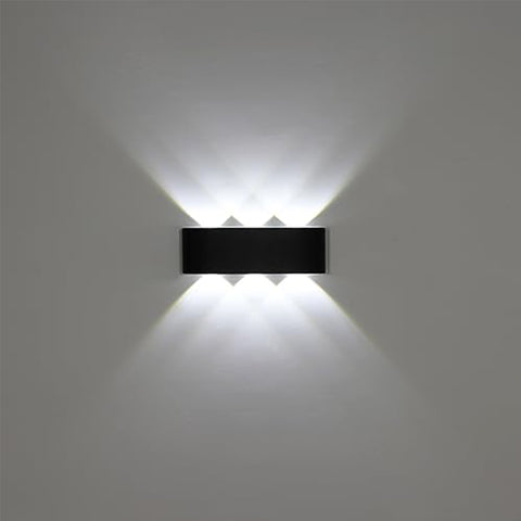 Moderne schwarze Außenwandleuchte, 17 x 8 x 4 cm, 6 nach oben und unten gerichtete Lichtköpfe, 6000 K weißes Licht, 18 W, 220 V