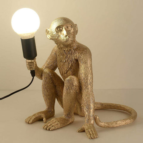 Sitzende Affen-Tischlampe für moderne kreative Kunst aus Kunstharz, Wandleuchte, Stehlampe, Kronleuchter, geeignet für Loft-Innendekoration, Schlafzimmer, Arbeitszimmer, Bars, Geschäfte usw. (Gold) Ohne Glühbirnen