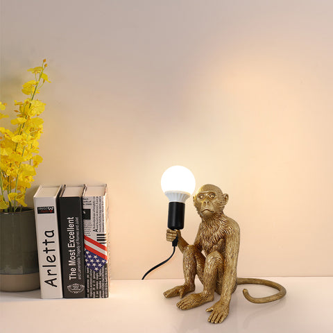 Sitzende Affen-Tischlampe für moderne kreative Kunst aus Kunstharz, Wandleuchte, Stehlampe, Kronleuchter, geeignet für Loft-Innendekoration, Schlafzimmer, Arbeitszimmer, Bars, Geschäfte usw. (Gold) Ohne Glühbirnen