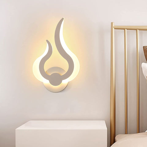 LED-Wandleuchte für den Innenbereich, moderne LED-Wandleuchte 12 W, Warmweiß 3000 K, 220 V, Acryl, Flammenform, montierte Nachtlichter, für Wohnzimmer, Flur, Schlafzimmer, B18 cm * H30 cm