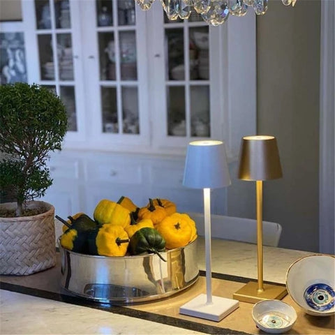 Tragbare wiederaufladbare Tischlampe, moderne Nachttischlampe, Warmweiß 3000 K, für Esszimmer, Schlafzimmer, Camping, Balkon im Freien, Grau